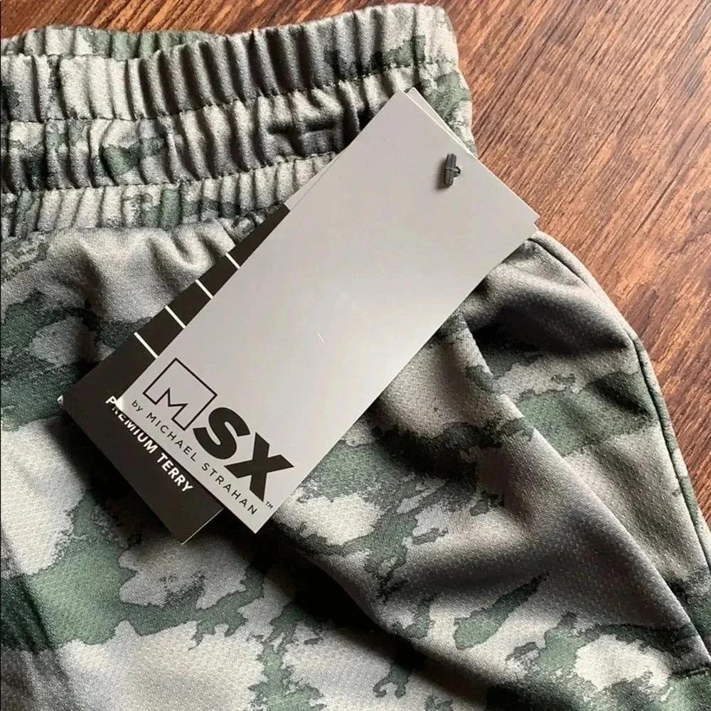 Michael Strahan Green Camo Board Shorts 10” Elastic Waistband Size Small New